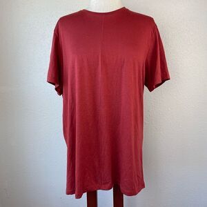 NWT Nike Yoga Shirt Size M
